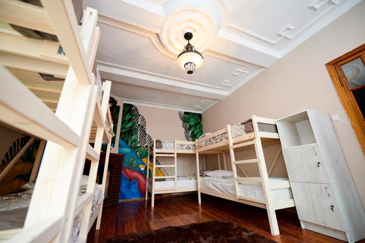 Хостелы Wanderlust Hostel Алматы-13