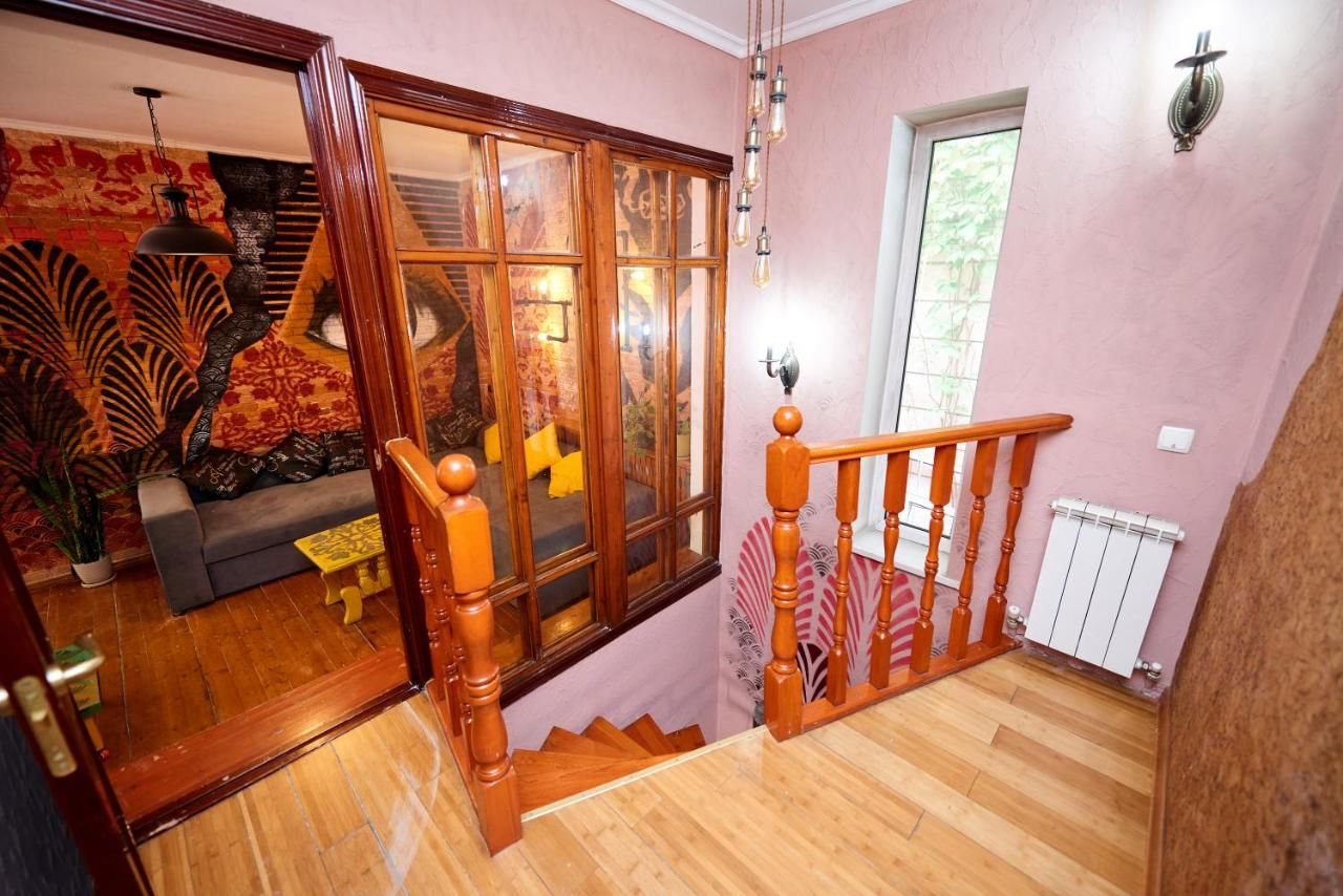 Хостелы Wanderlust Hostel Алматы
